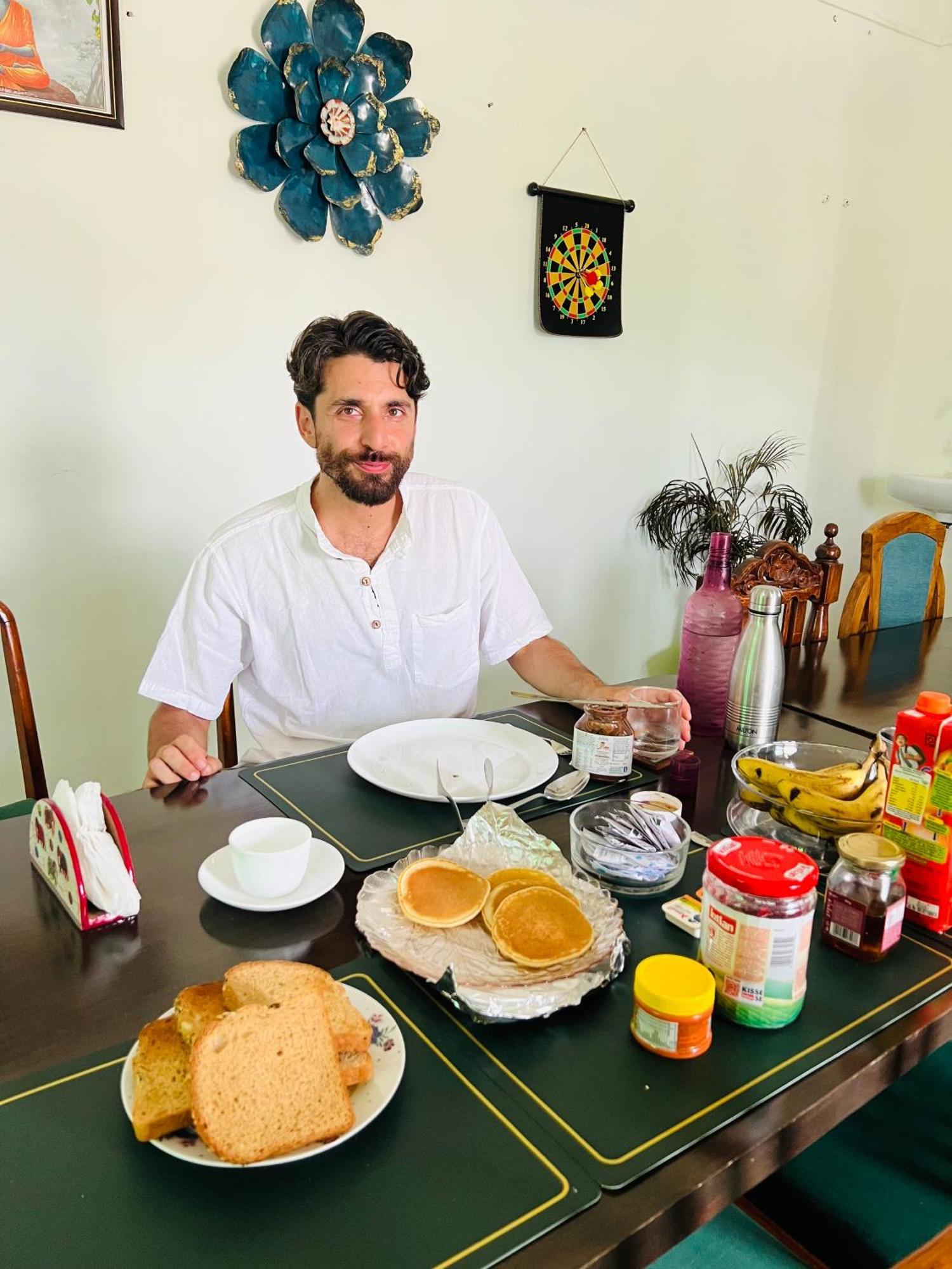 The Nandi International Boutique Homestay Váránaszi Kültér fotó